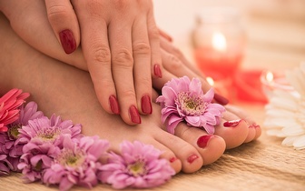 Manicure + Pedicure com Esfoliação, Remoção de Calosidades e Hidratação por 29€ nas Laranjeiras!