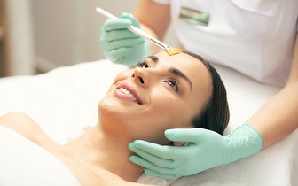 
                Peeling Premium Skin Care: Limpeza de Pele + Peeling Premium + Esfoliação + Máscara por 20€ na Boavista!
            