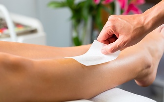 
                Depilação a Cera: Pernas Inteiras + Virilha + Axilas + Buço por 19€ em Algés!
            