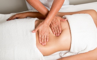 
                5 Massagens Redutoras no Abdómen + 5 Pressoterapias por 75€ perto da Estefânia!
            
