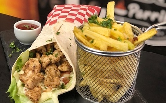 
                50% de Desconto ao Almoço na Trindade!
            