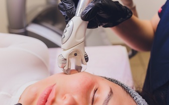 
                Limpeza de Pele com Extração + Radiofrequência Facial por 55€ no Saldanha!
            