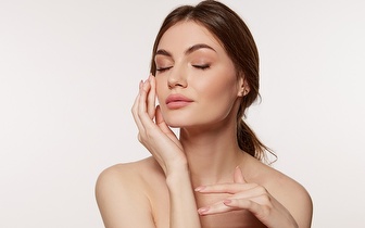 Limpeza de Pele Profunda com Máscara LED por 24,90€ na Amadora!