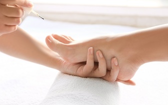 Pedicure Completa com Aplicação de Verniz Gel por 19€ no Saldanha!